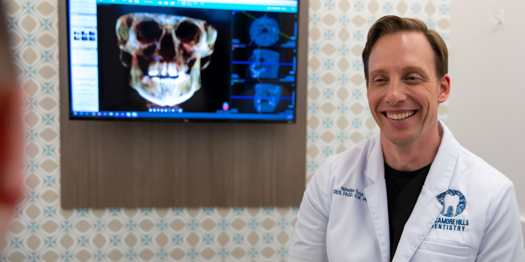 dentist consulting with patient